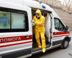 Корнавірус в Україні: із зараженим чернівчанином контактували до 10 людей