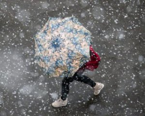 В Украину идут дожди со снегом
