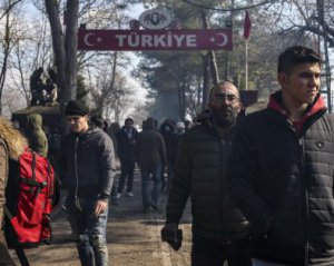 В столкновениях на турецко-греческой границе применили слезоточивый газ
