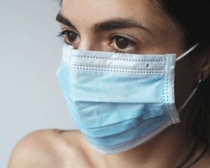 Медицинские маски по 100 грн: как зарабатывают на эпидемии коронавирус