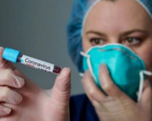 Смерть от коронавируса в Украине: симптомы ОРВИ появились у 5 человек, контактировавших с больной