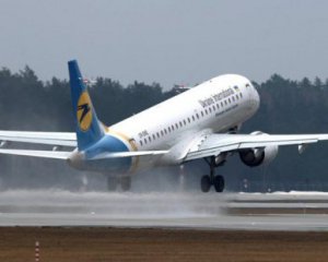 Украина закрывает пассажирское авиасообщение
