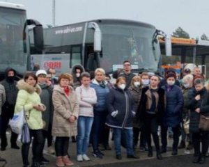 вое суток в автобусе и почти без пищи: украинцев удерживают на границе Италии и Словении