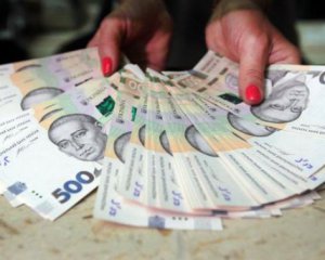 Працівниця банку вкрала майже 2,5 млн грн у іноземних клієнтів