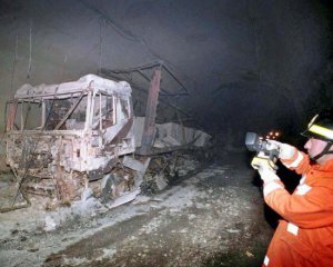 В тоннеле в пожаре погибли 39 человек
