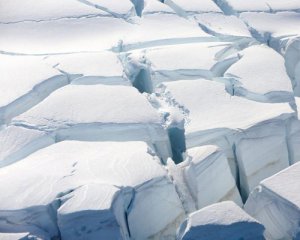 Учені повідомили про танення найглибшого у світі льодовика