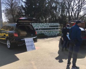 В Одесі безкоштовно роздавали медичні маски