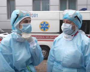 На Тернопільщині 18 медиків злягли із коронавірусом