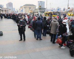Чемодан, вокзал. Сколько 700 россиян выехали из Украины