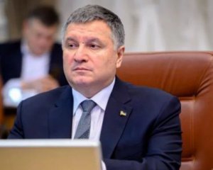 Нацполіція контролює всіх, хто повернувся з-за кордону - Аваков