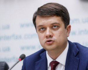 Заседание Рады: Разумков рассказал о плане действий на завтра