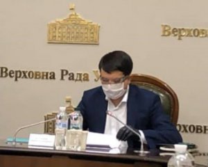 Некоторые нардепы уже вылечились от коронавируса - Разумков