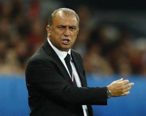 Бывший тренер сборной Турции вылечился от коронавируса