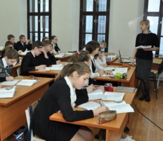 Украинский язык и зарубежную литературу хотят преподавать вместе