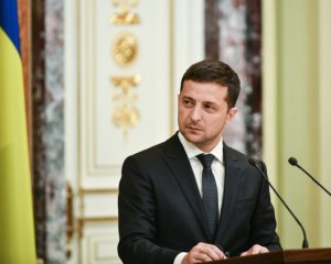 Зеленський та Меркель телефоном обговорили коронавірус та Донбас