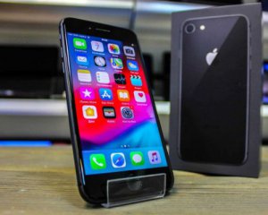 Apple покаже дешевий iPhone 9