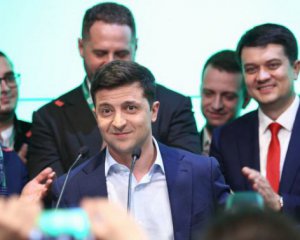 "Слуги" хочуть зустрічі з Зеленським - ЗМІ