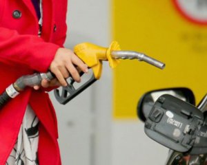 Коронавирус и в дальнейшем будет влиять на цену топлива - эксперт рассказал, как изменится стоимость бензина