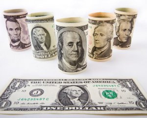 Валюта відчутно подешевшала