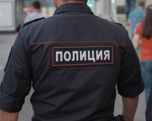 В Москві за порушення карантину затримали чоловіка, який гуляв з собакою