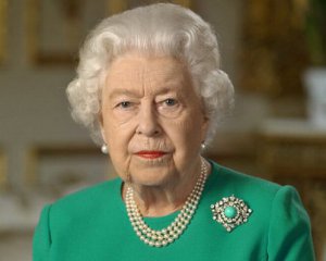 Королева Великобританії звернулася до нації - вп&#039;яте за 68 років