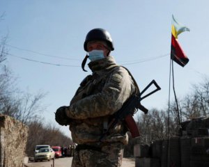 На Донбасі двоє українців отримали поранення