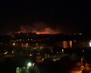 Біля Броварів велика пожежа – полум'я видно за кілометри