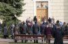 Карантин в Україні: натовпи вірян зібралися біля храмів у Вербну неділю