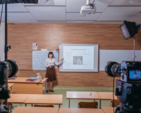 Обнародовали обновленное расписание уроков Всеукраинской школы онлайн