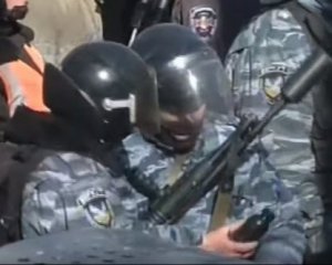 Справи Майдану: матеріали проти колишнього міліціонера скеровують до суду