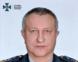 Показали відео затримання генерал-майора, який працював на Росію