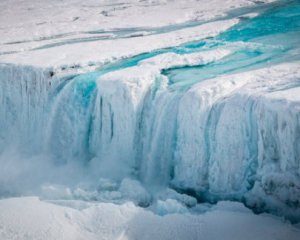 Таяние ледника в Гренландии: ученые сообщили о антирекорде