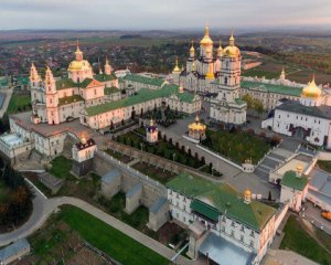 Почаїв, в якому розташована лавра зі спалахом коронавірусу, закрили на в&#039;їзд-виїзд