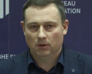 НАПК увидело конфликт интересов у экс-адвоката Януковича, который работает в ГБР