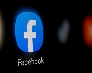 Facebook будет маркировать политические посты страной происхождения
