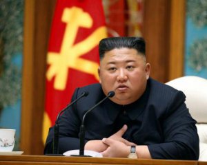 В Північній Кореї заявили, що Кім Чен Ин здоровий