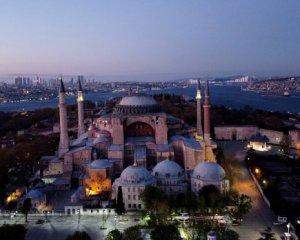 Готелі відмовляться від шведського столу після закінчення пандемії