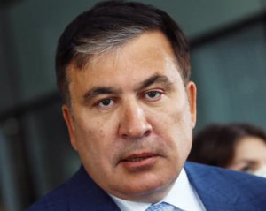 Шмигаль не відомий серед українців. А Саакашвілі - розкручений, на нього можна повісити провали - політтехнолог