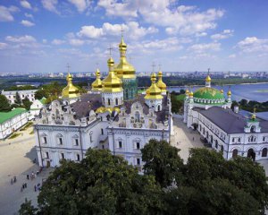Забрать Печерскую лавру у Российской церкви: петиция набрала 25 тыс. голосов