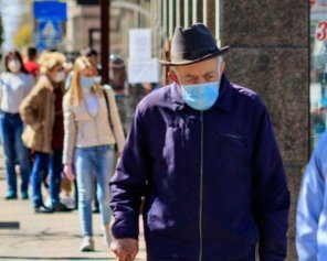 "Я прошу вас" - міністр охорони здоров'я звернувся до українців