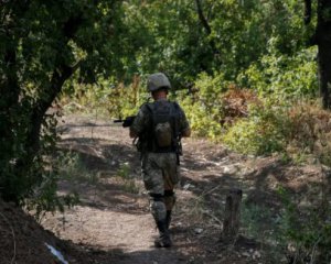 На Донбасі поранили двох українських військових