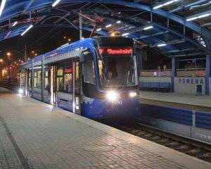 У столиці запустили перший електротрамвай