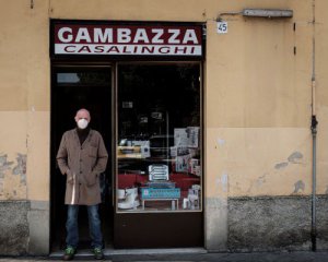 Угода з дияволом: як італійська мафія допомагає бідним у своїх злочинних цілях