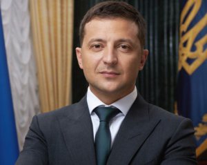 Зеленский утвердил обновленный состав ТКГ для переговоров в Минске