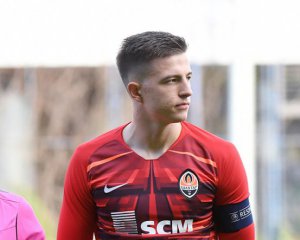 18-летний украинский вратарь может поехать на Евро-2020