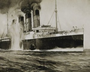 Торпедою потопили лайнер - 1198 пасажирів опинилися на дні