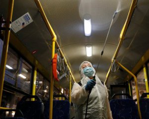 "У карантині вічно жити не можна" - лікар-вірусолог