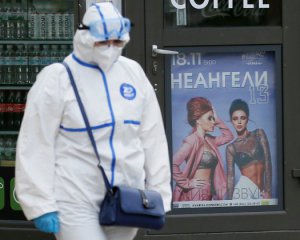 Коронавирус в Украине: растет количество больных медиков и детей