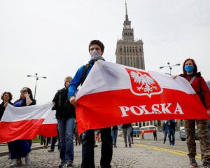 Виборчком Польщі офіційно підтвердив, що вибори не відбулись