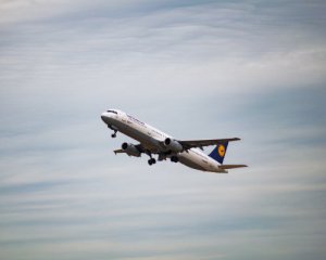 Lufthansa объявила о возобновлении полетов в Киев